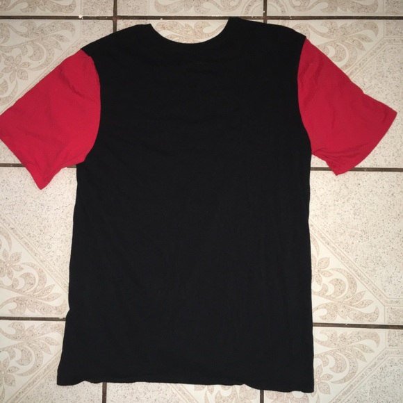 Nike T-Shirt - Picture 3 of 3